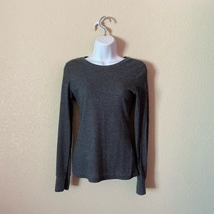 LevelUp women’s Long sleeve size M